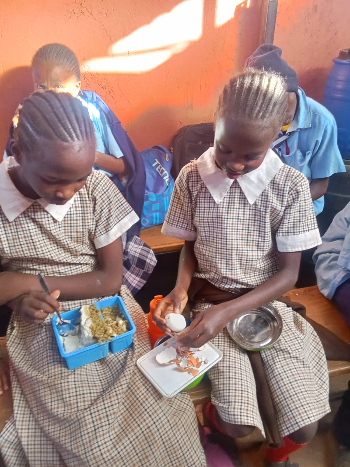 Community moment at Jewell Souls Hope Foundation (6)